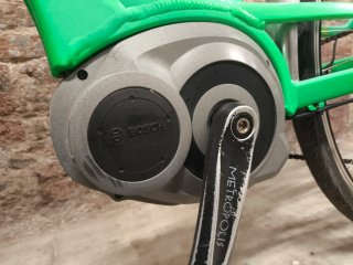 Bicicleta Eléctrica CUBE Motor BOSCH