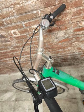 Bicicleta Eléctrica CUBE Motor BOSCH