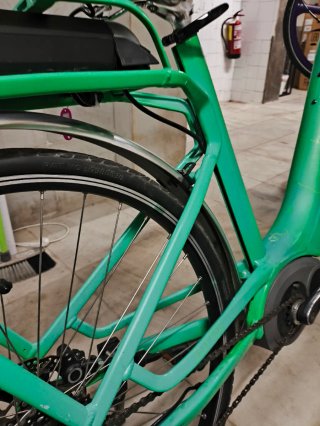Bicicleta Eléctrica CUBE Motor BOSCH