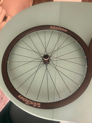Ruedas Vision Team 35.  Para gravel y carretera.