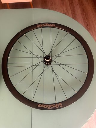 Ruedas Vision Team 35.  Para gravel y carretera.