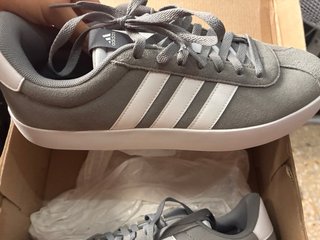 Zapatos Adidas VL Court 3.0 Gris/Blanco Nuevos
