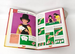 EL LIBRO DE LA MAGIA: ABRACADABRA
