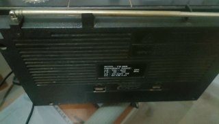Radiocasete International Plata y Negro