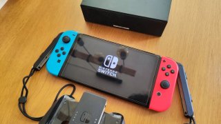 Nintendo Switch OLED Azul/Rojo