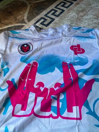 Camiseta Jul Tchikita Talla M