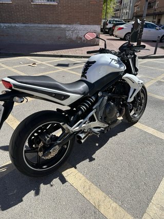 Kawasaki ER6N 2011 A2 Limitada