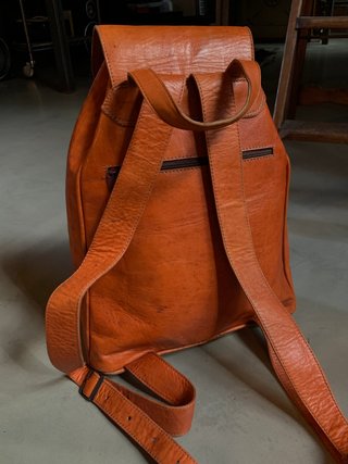 Mochila de cuero naranja Fez