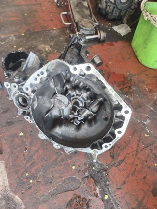 Caja cambios RECONSTRUIDA Suzuki Swift / Ignis 1.3