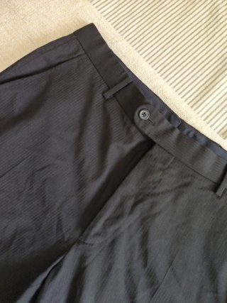Traje negro PURIFICACIÓN GARCÍA