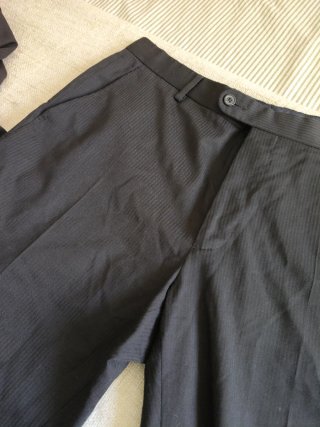 Traje negro PURIFICACIÓN GARCÍA