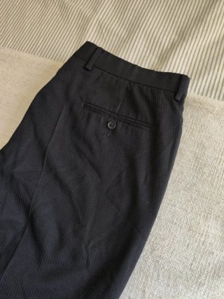 Traje negro PURIFICACIÓN GARCÍA