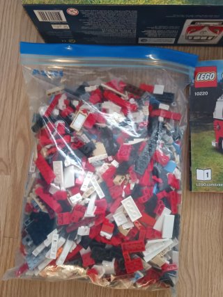 LEGO Creator 10220 Volkswagen T1 Camper Van usado
