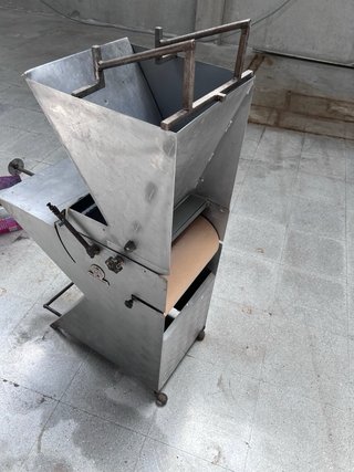 Máquina para planchas pastelería