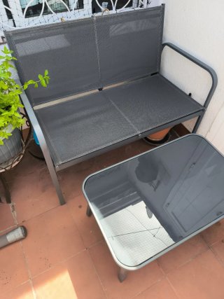 Conjunto terraza mesa y banco gris