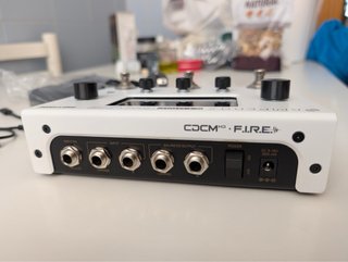 Procesador efectos y modelador de Amp