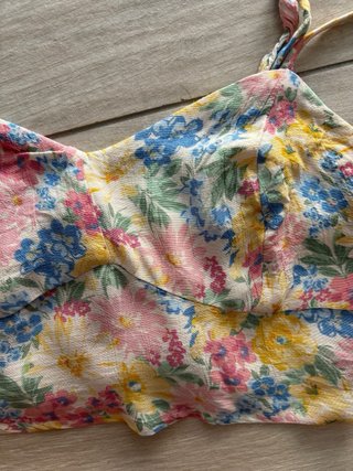 Top Stradivarius floreale