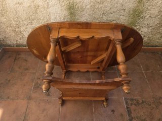 Mesa auxiliar madera maciza