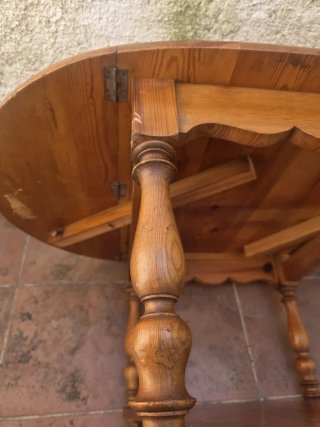 Mesa auxiliar madera maciza