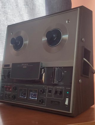 Magnetófono Sony TC-366
