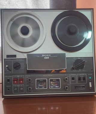 Magnetófono Sony TC-366