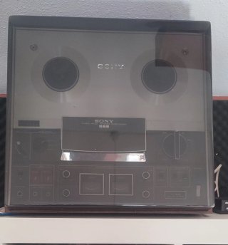 Magnetófono Sony TC-366