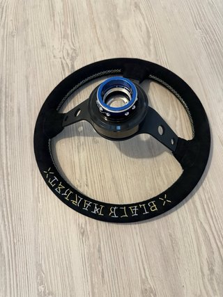 Volante Vertex Desplazado Alcantara