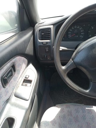 Despiece Nissan Almera I Hatchback