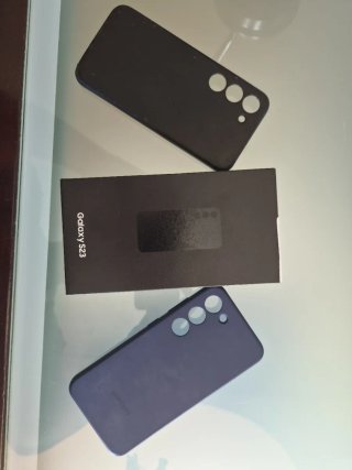 Samsung Galaxy S23 Caja Negra