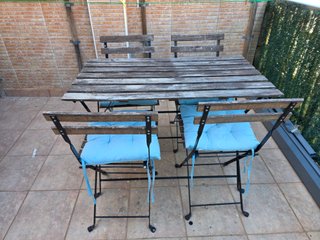 Mesa y 2 Sillas Tarno con Cojines Azules