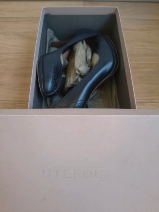 Zapatos de tacón azul marino