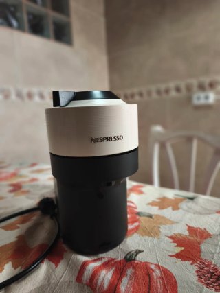 Cafetera Nespresso Vertuo Pop