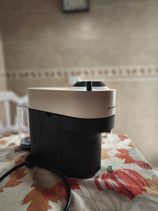 Cafetera Nespresso Vertuo Pop