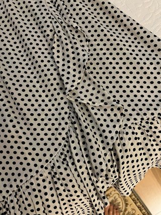Vestido blanco lunares