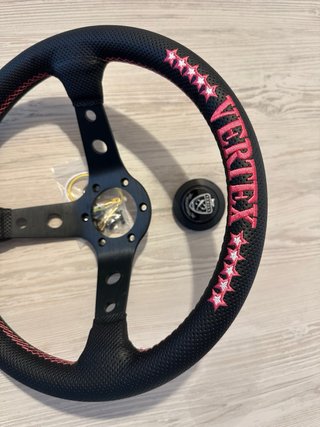 Volante Vertex Desplazado Piel