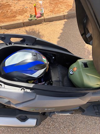 Honda X ADV 350 Negra/Gris