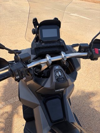 Honda X ADV 350 Negra/Gris