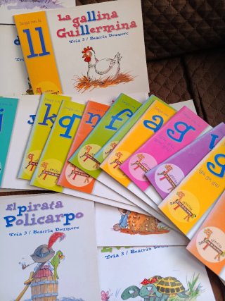 29 LIBROS DEL ZOO DE LAS LETRAS.