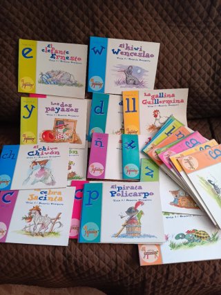 29 LIBROS DEL ZOO DE LAS LETRAS.