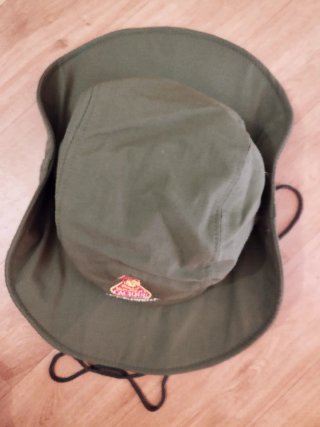 Sombrero explorador verde