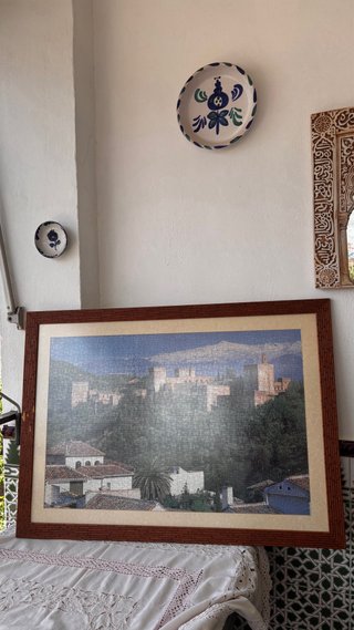 Puzzle Alhambra de Granada enmarcado con cristal.
