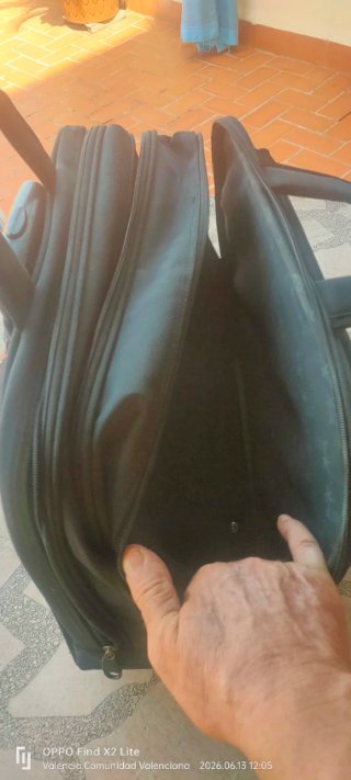 Maletín ejecutivo con ruedas negro