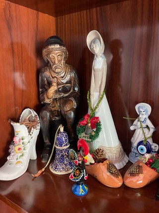 Figuras de porcelana decorativas