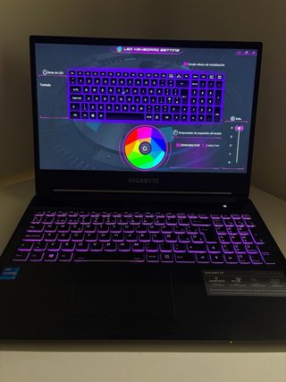 Portátil Gaming Gigabyte G5 MD