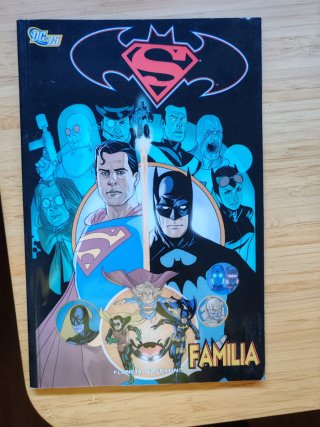 Superman y BATMAN Familia. Team up.