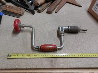 Berbiquí antiguo para taladro