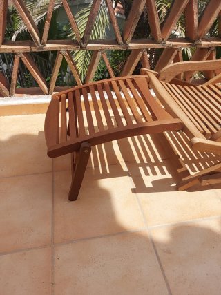 Reposapiés para tumbona de madera teka