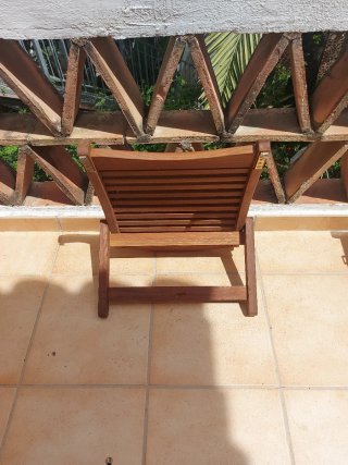 Reposapiés para tumbona de madera teka