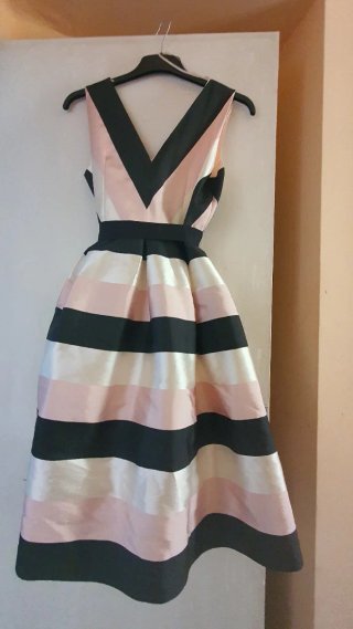 Vestido fiesta rayas negro y rosa