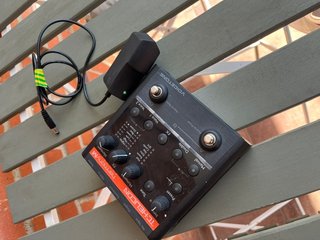 TC Helicon Harmony M - Procesador de Voces